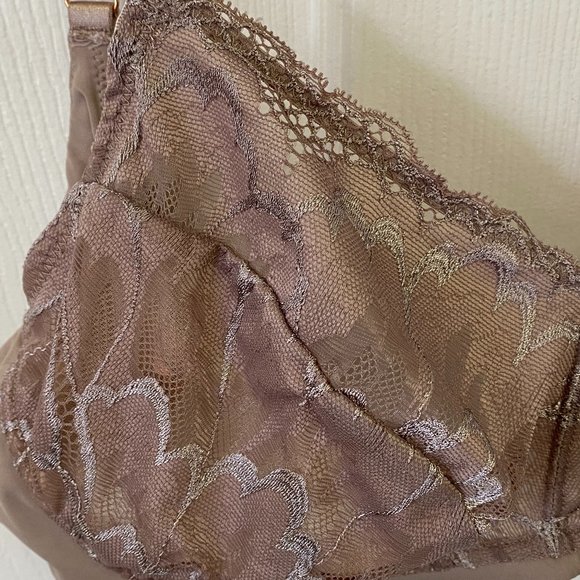 True & Co. Lace Bralette, unlined, underwire, 38 B in Taupe - Picture 6 of 7